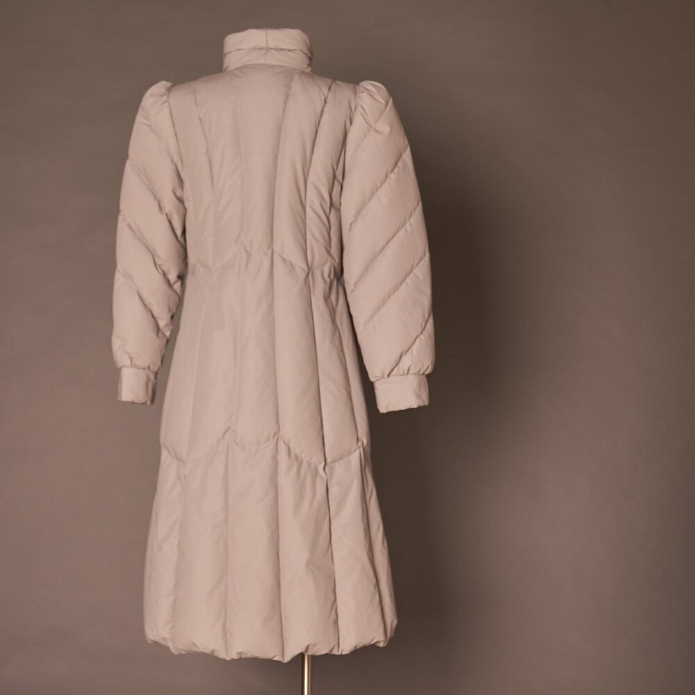 1980s Vintage J. Gallery Duck Down Quilted Long Gray Coat Full Length